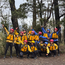 Cargar imagen en el visor de la galería, Buzos certificados.